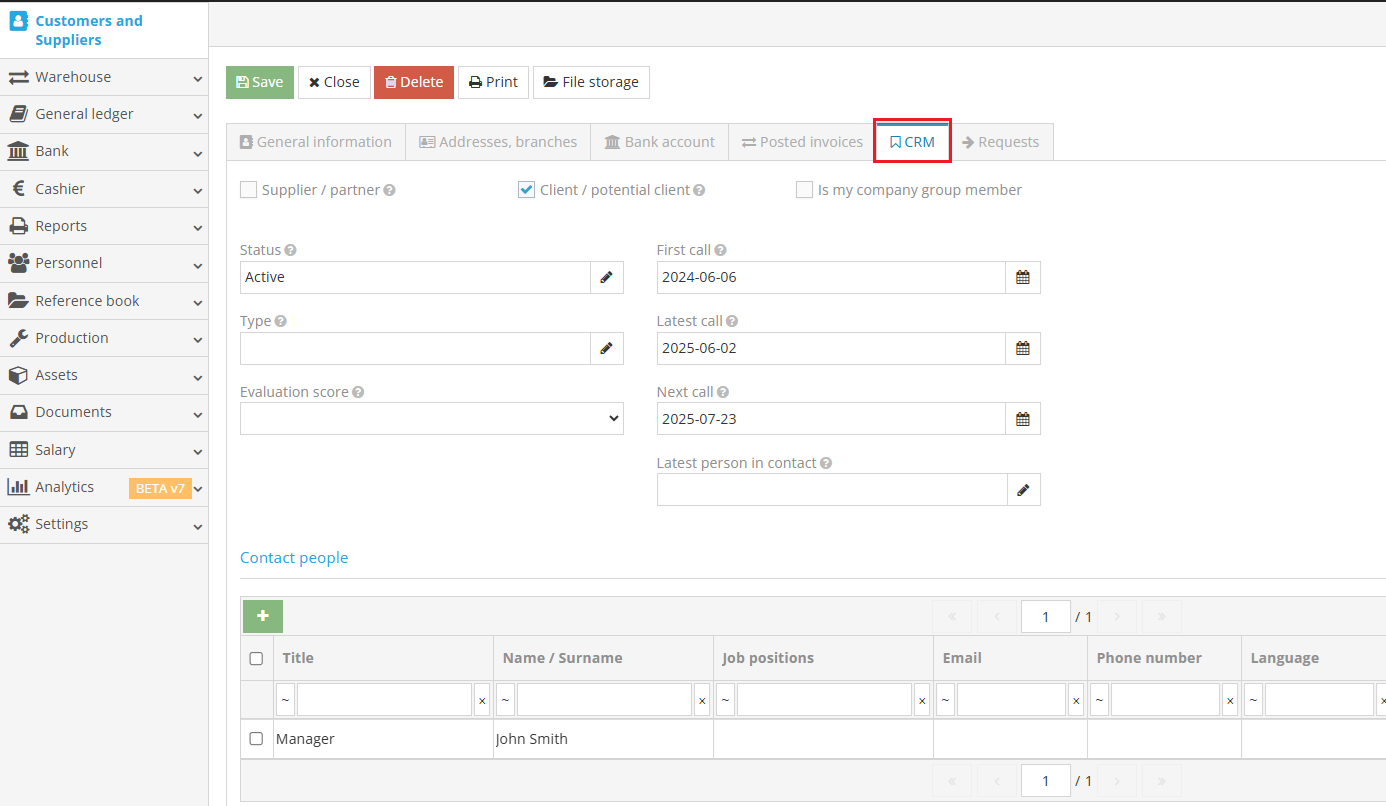 Customer card tabs in CRM interface